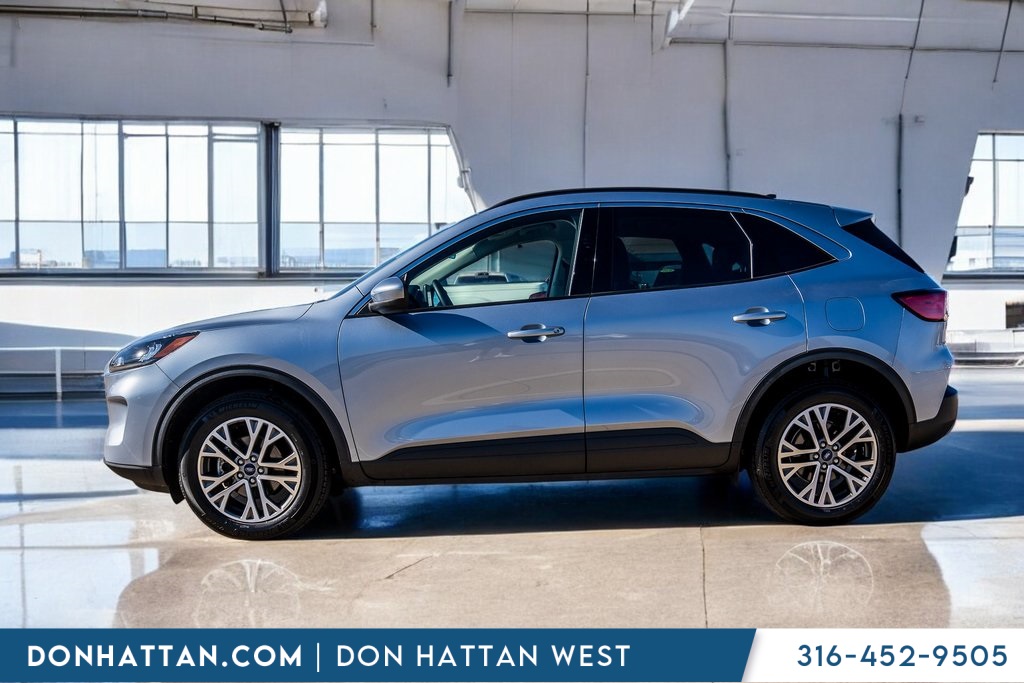 Used 2022 Ford Escape SEL with VIN 1FMCU9H62NUB87266 for sale in Park City, KS