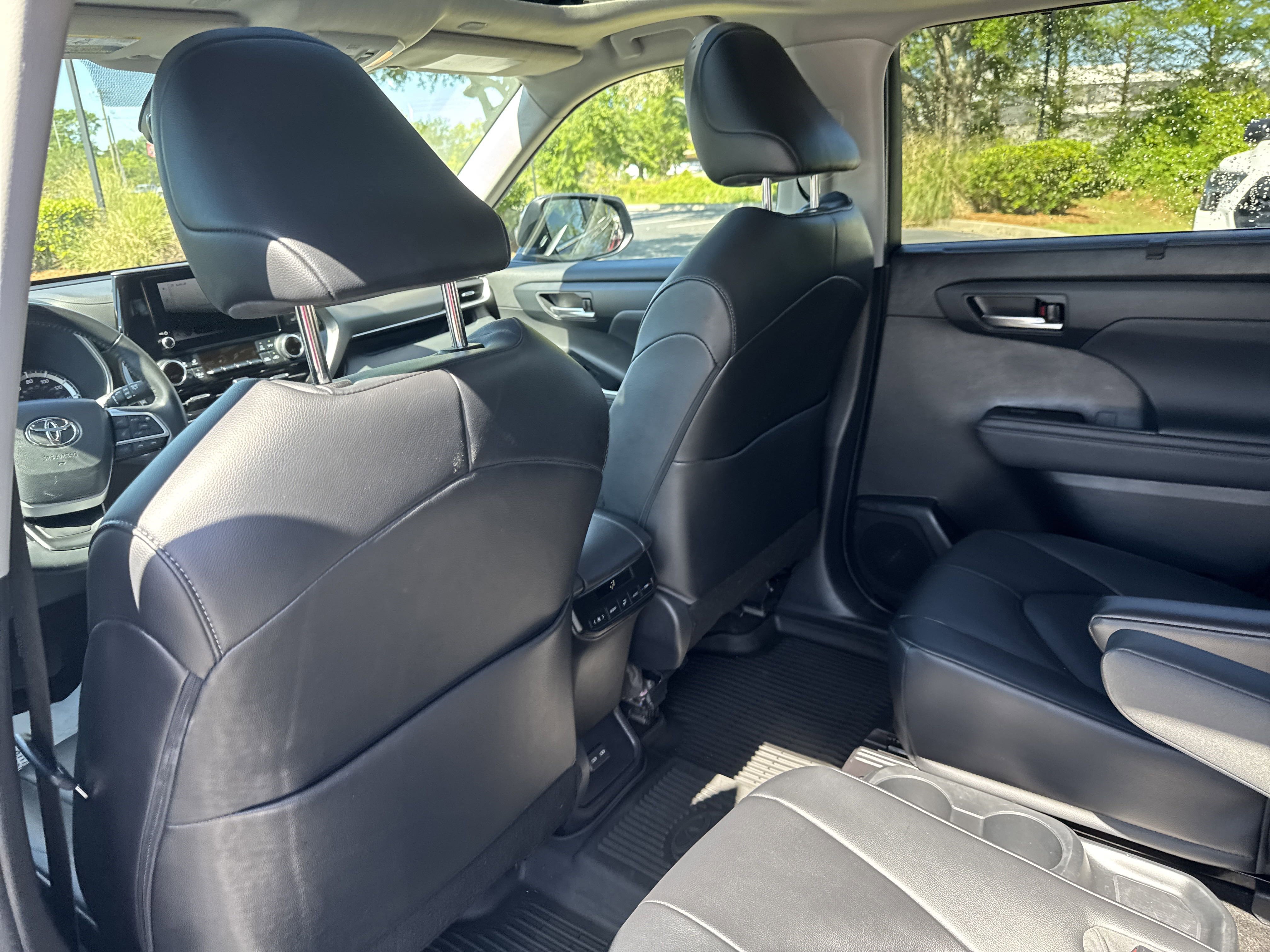 2023 Toyota Highlander XLE photo 20