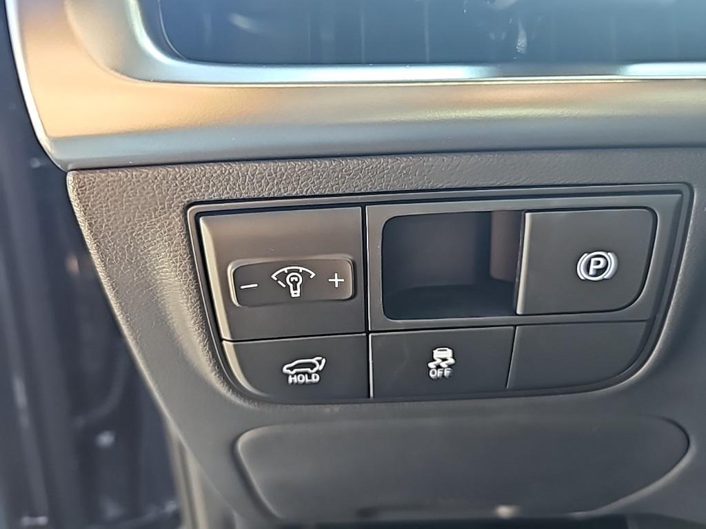 2025 Hyundai Tucson Limited photo 16
