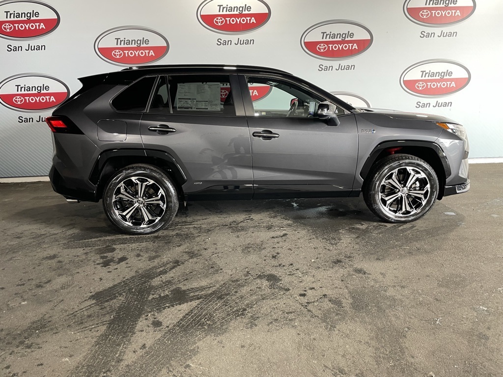 2025 Toyota RAV4 Hybrid XSE photo 6