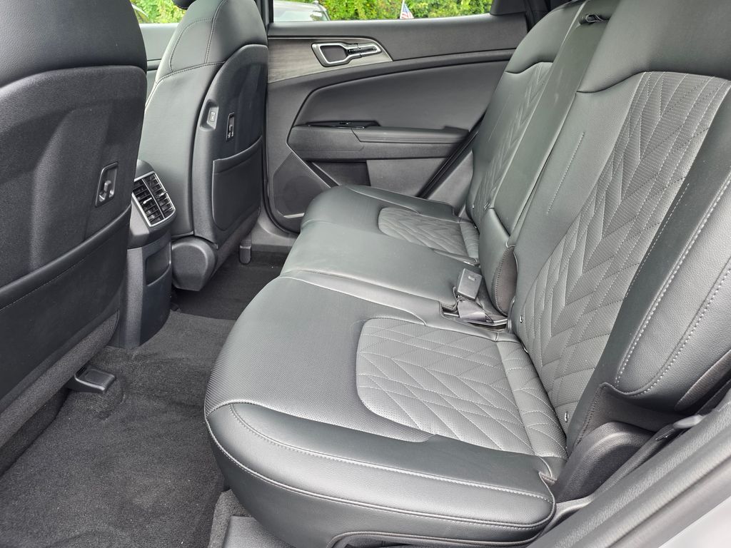 2025 Kia Sportage X-Line photo 11