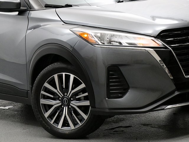 2024 Nissan Kicks SV photo 3