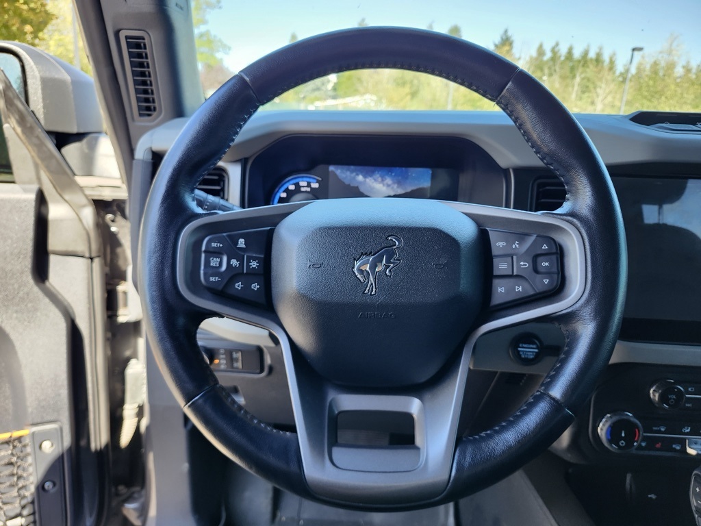2022 Ford Bronco Badlands photo 9