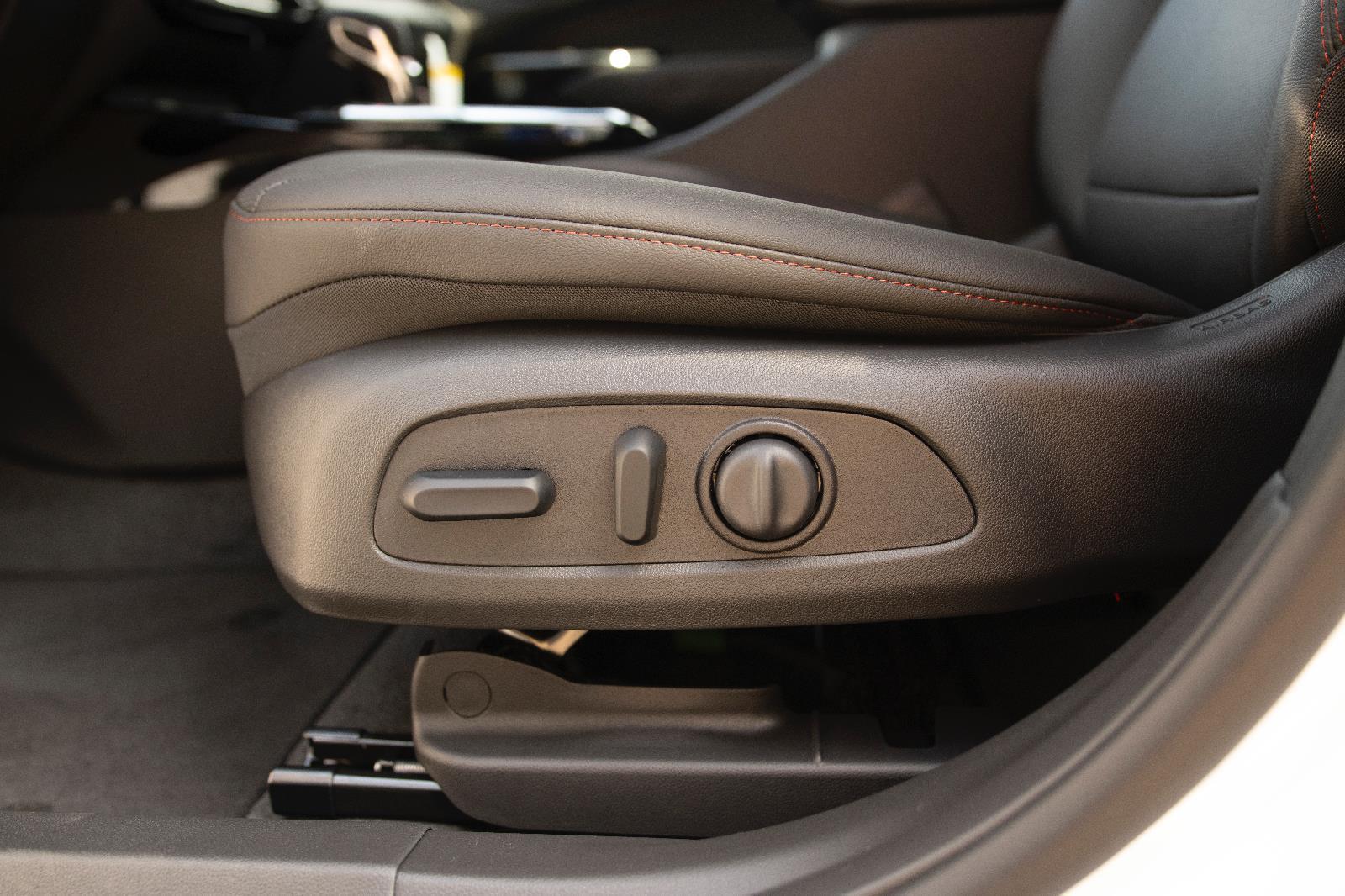 2025 Chevrolet Trax photo 19