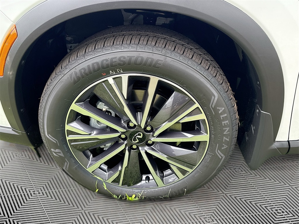 2026 Infiniti QX60 Luxe photo 31