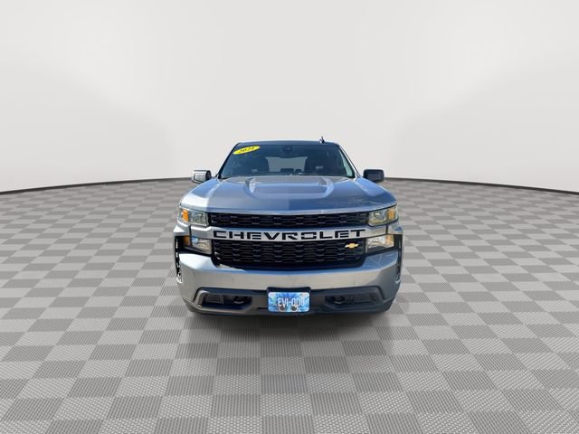 2022 Chevrolet Silverado 1500 Custom photo 3