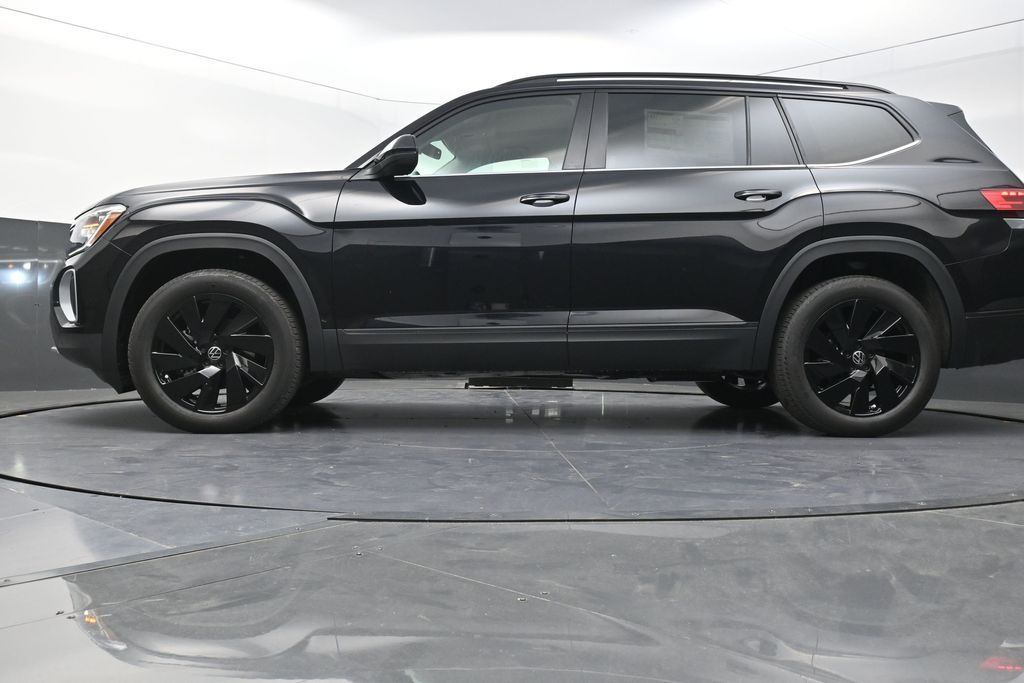 2025 Volkswagen Atlas SE Technology photo 20
