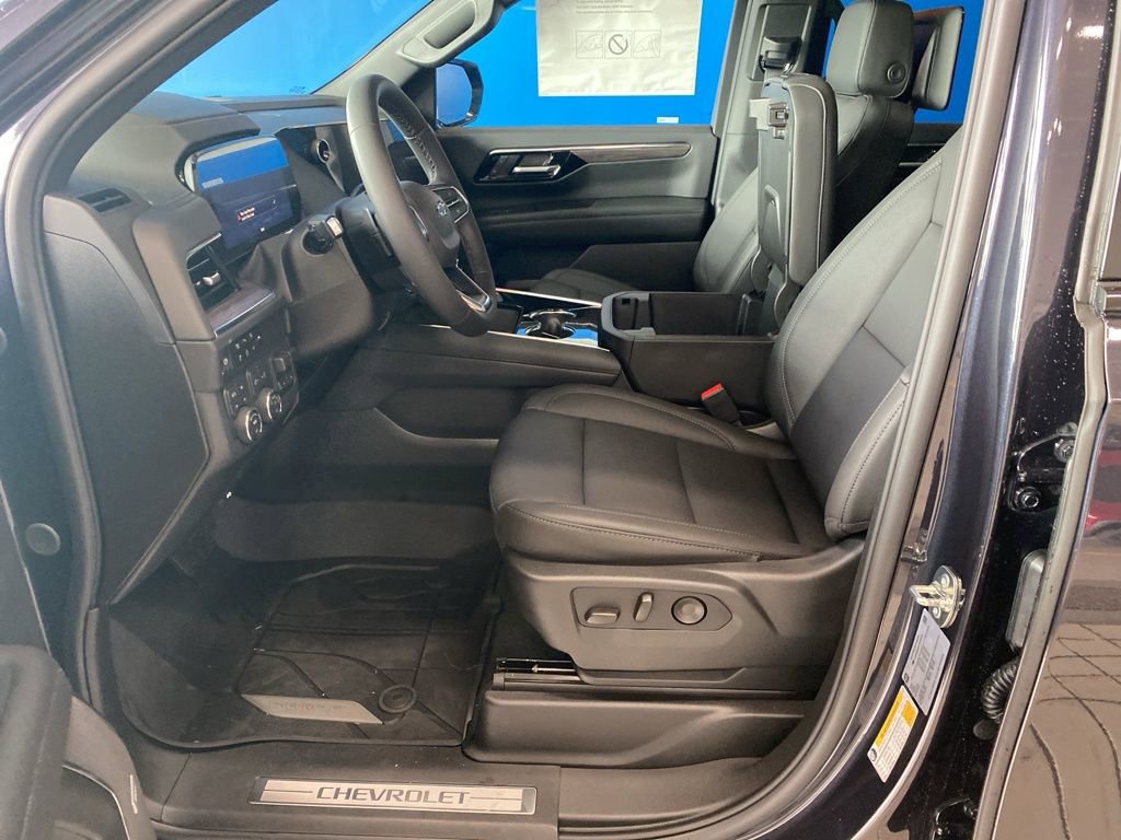 2026 Chevrolet Suburban Z71 photo 4