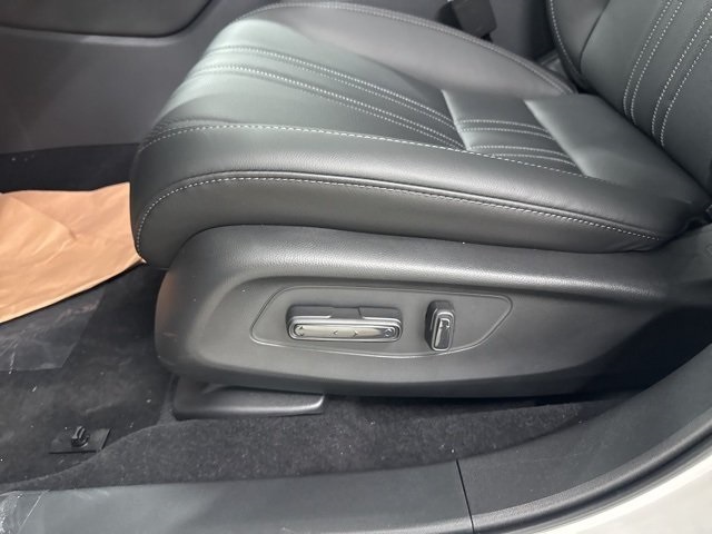 2026 Honda HR-V EX-L photo 18