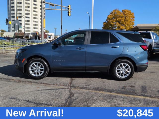 2024 Chevrolet Equinox LT photo 4