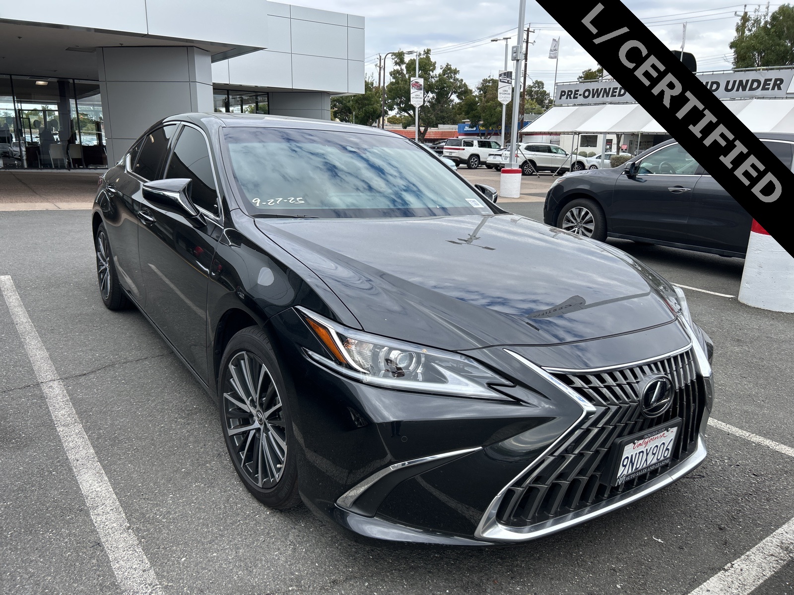 2024 Lexus ES Hybrid
