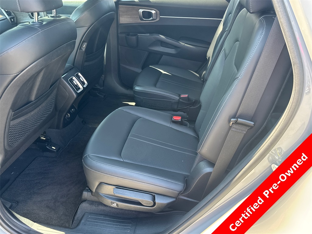 2023 Kia Sorento EX photo 20