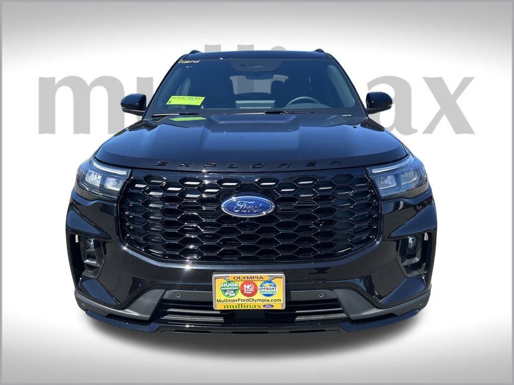 2025 Ford Explorer ST-Line photo 4