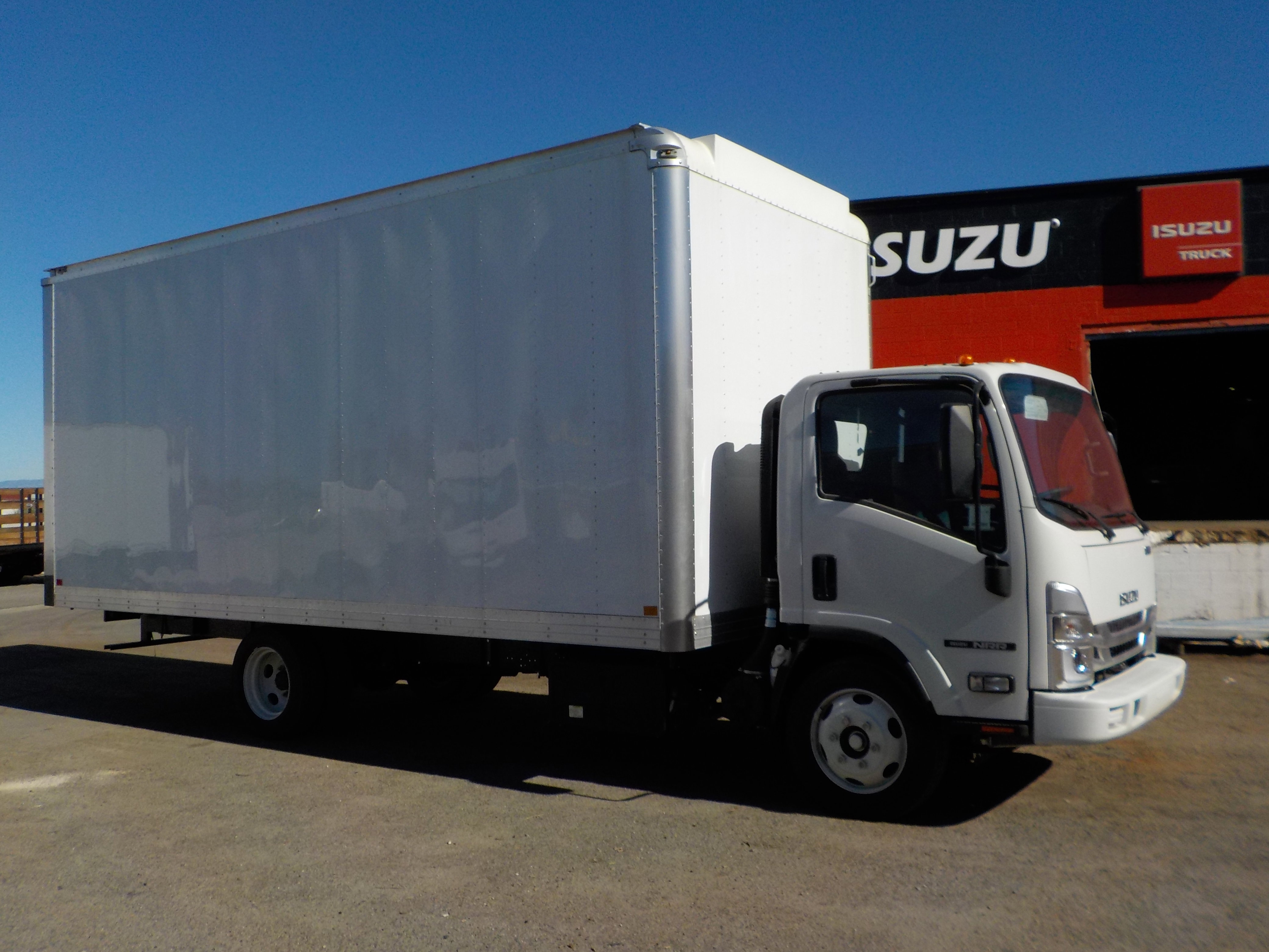 2024 Isuzu NRR Standard photo 2