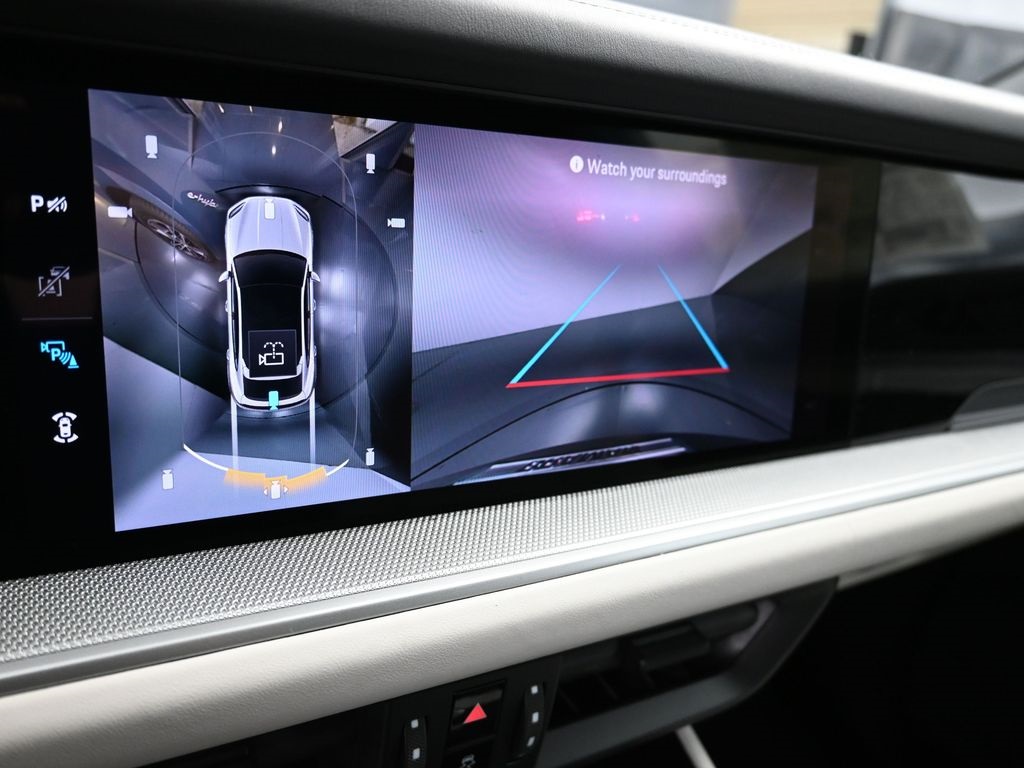 2026 Porsche Cayenne E-Hybrid Coupe photo 22