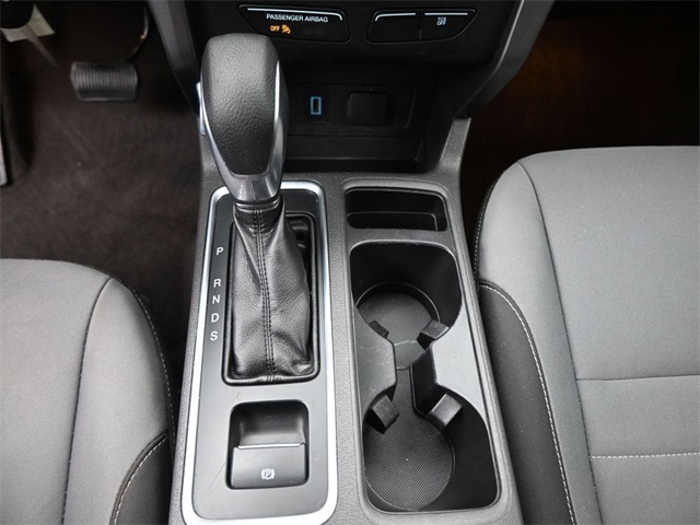 2019 Ford Escape S photo 8