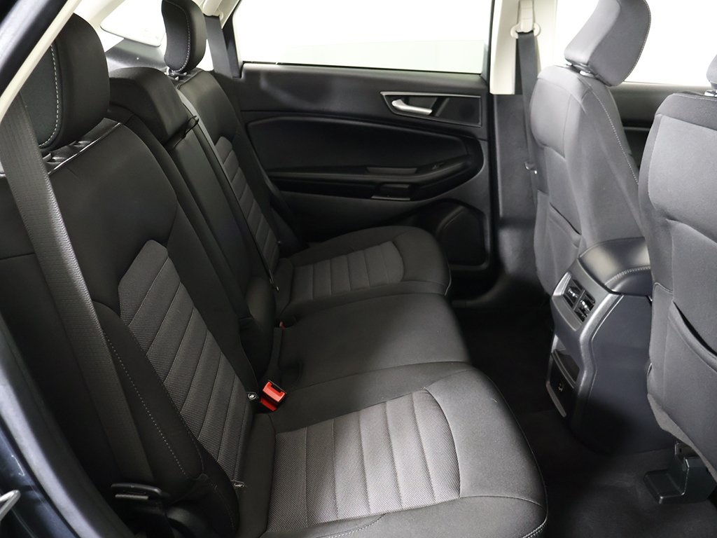 2022 Ford Edge SE photo 30