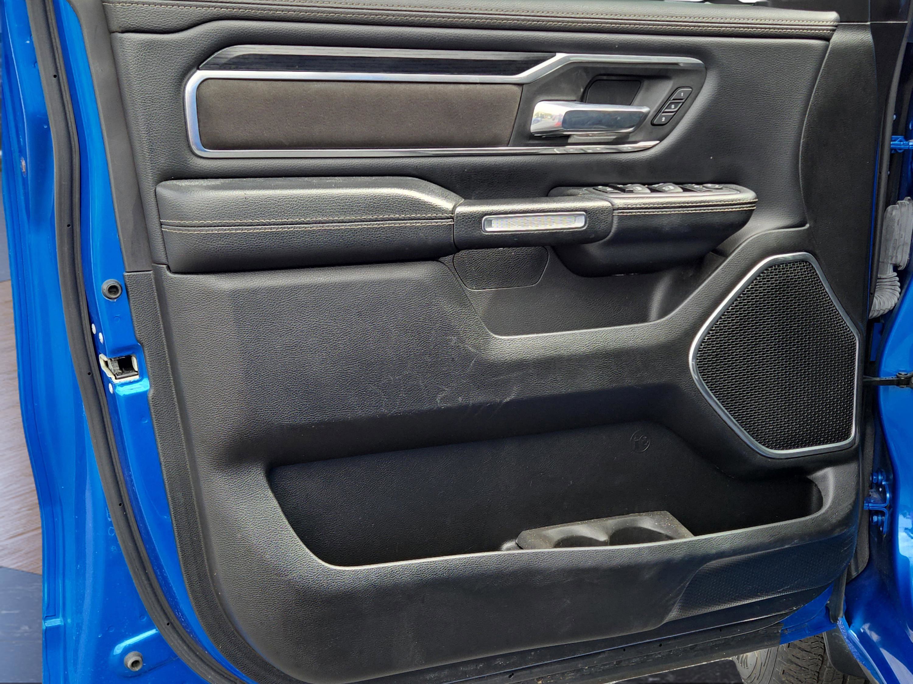 2023 Ram 1500 Laramie photo 16