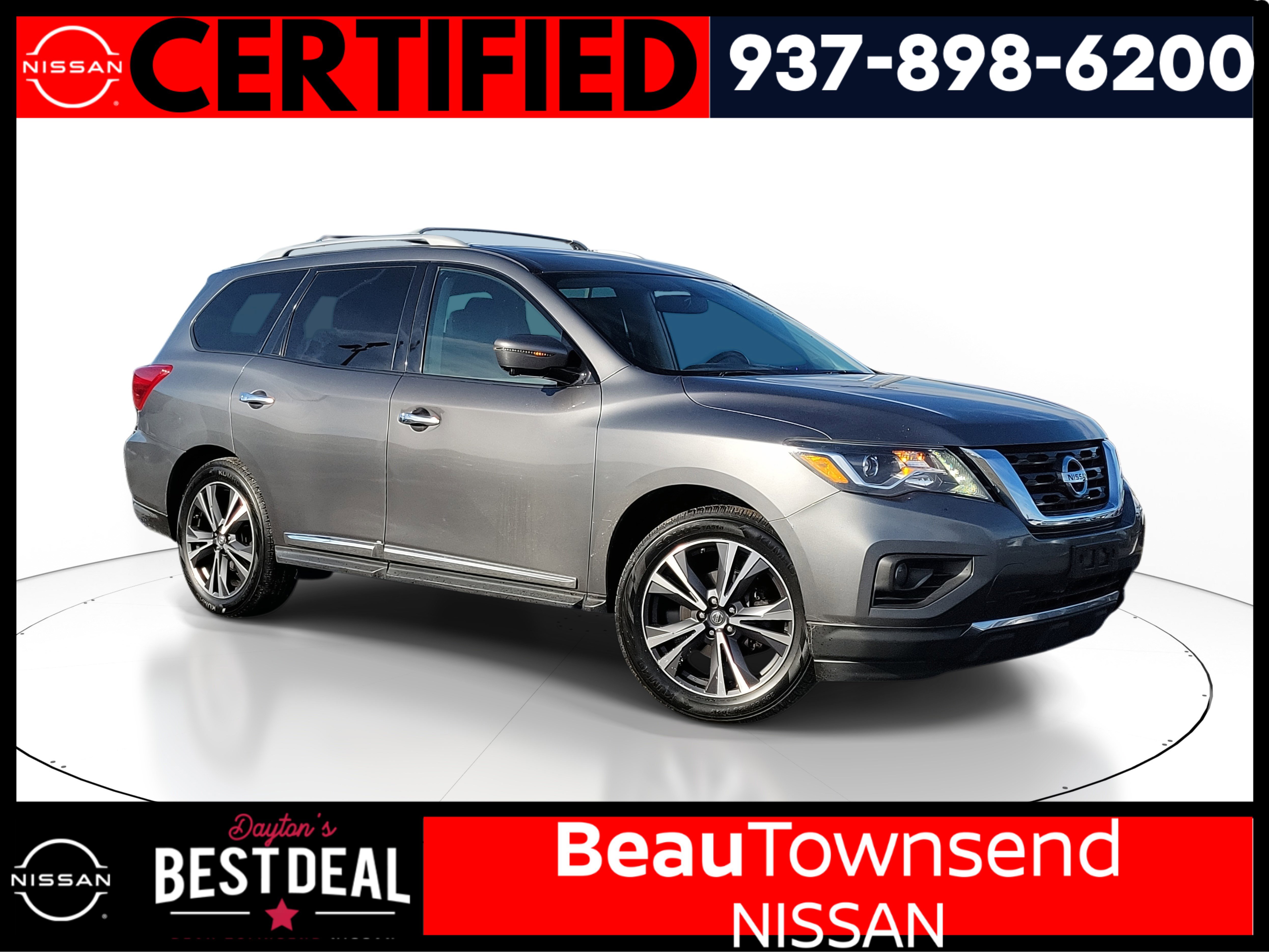 2017 Nissan Pathfinder Platinum's photo