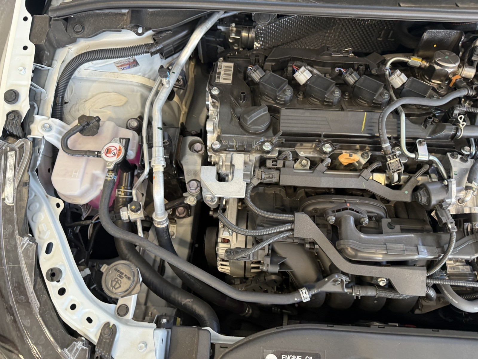 Used 2025 WHITE Toyota LE image 16