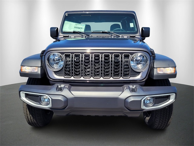 2025 Jeep Gladiator Sport photo 2