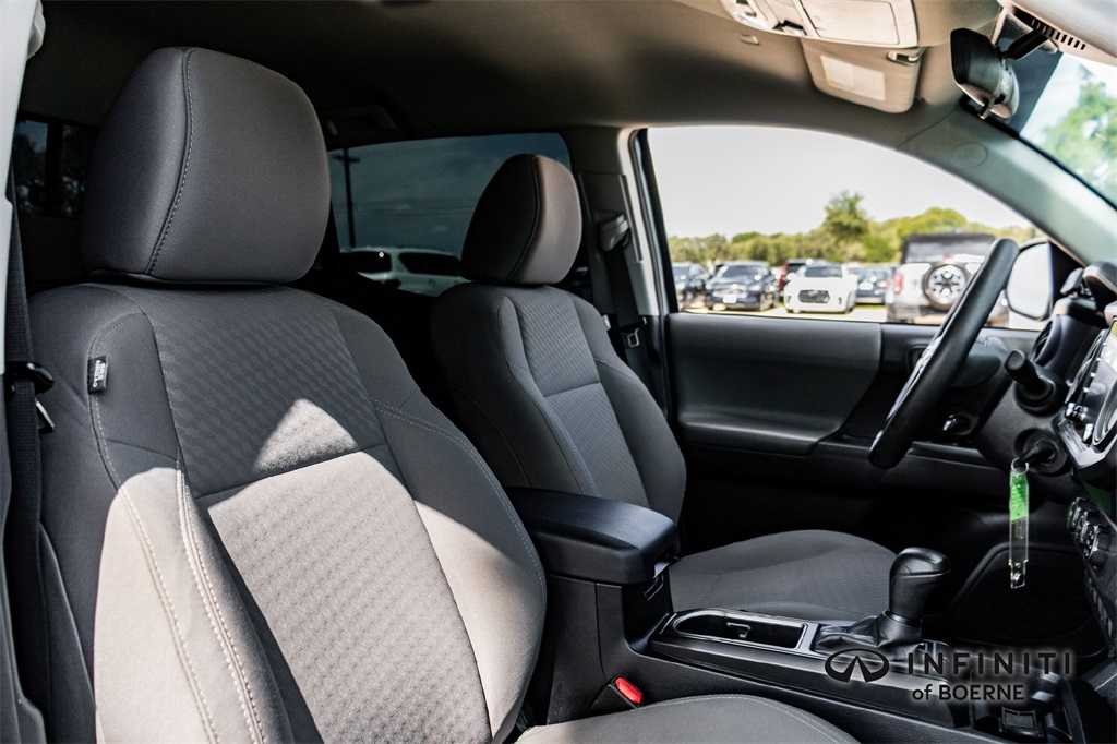 2021 Toyota Tacoma SR5 photo 29