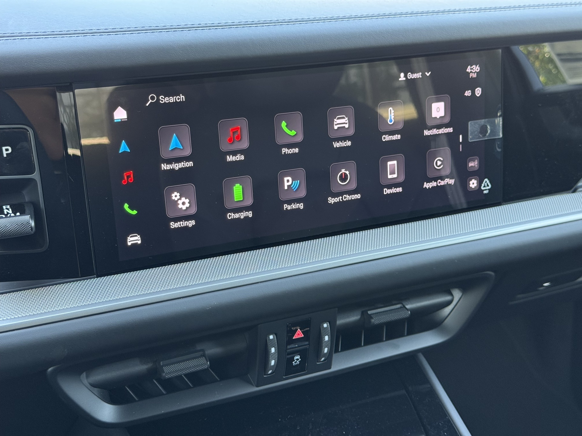 2025 Porsche Cayenne E-Hybrid Coupe photo 15