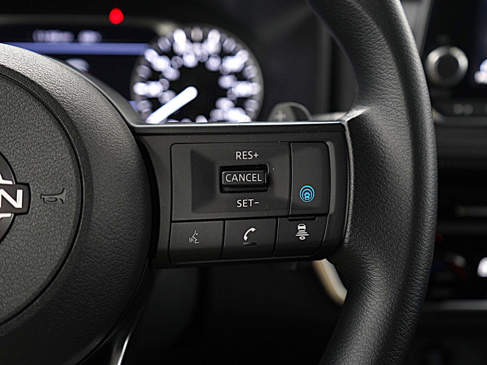 2024 Nissan Rogue SV photo 25