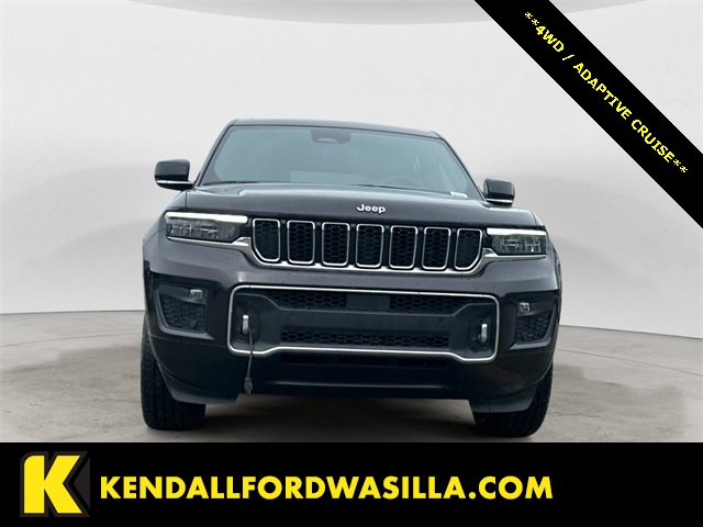 2023 Jeep Grand Cherokee Overland photo 3