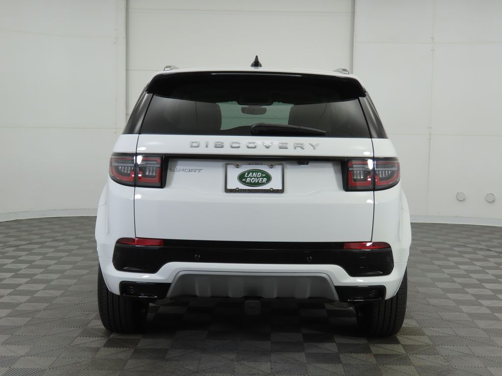 2025 Land Rover Discovery Sport S photo 5