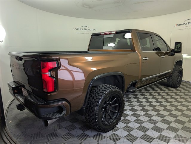 2025 Chevrolet Silverado 2500HD High Country photo 5