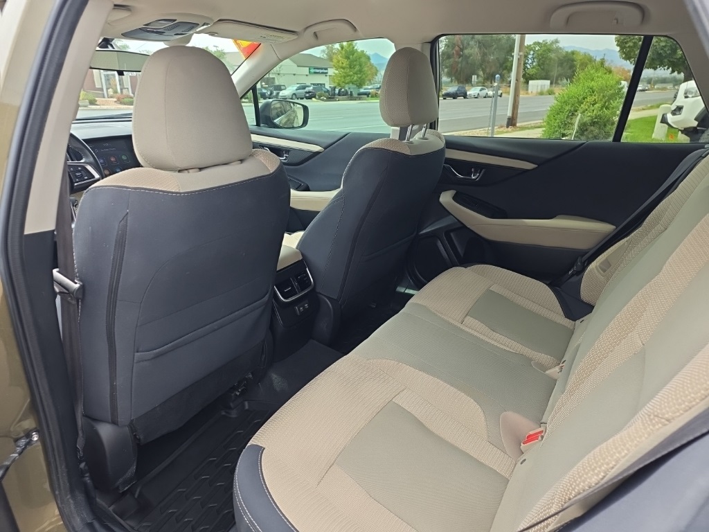 2022 Subaru Outback Premium photo 12