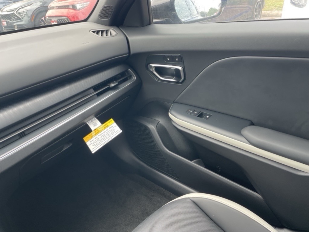2026 Kia K5 GT-Line photo 11