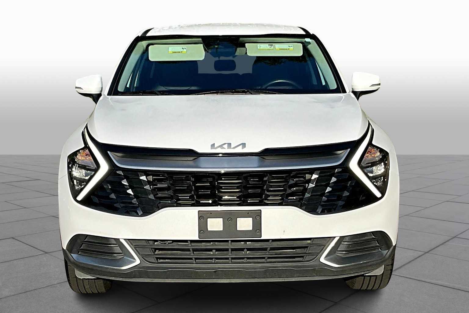2023 Kia Sportage EX photo 3