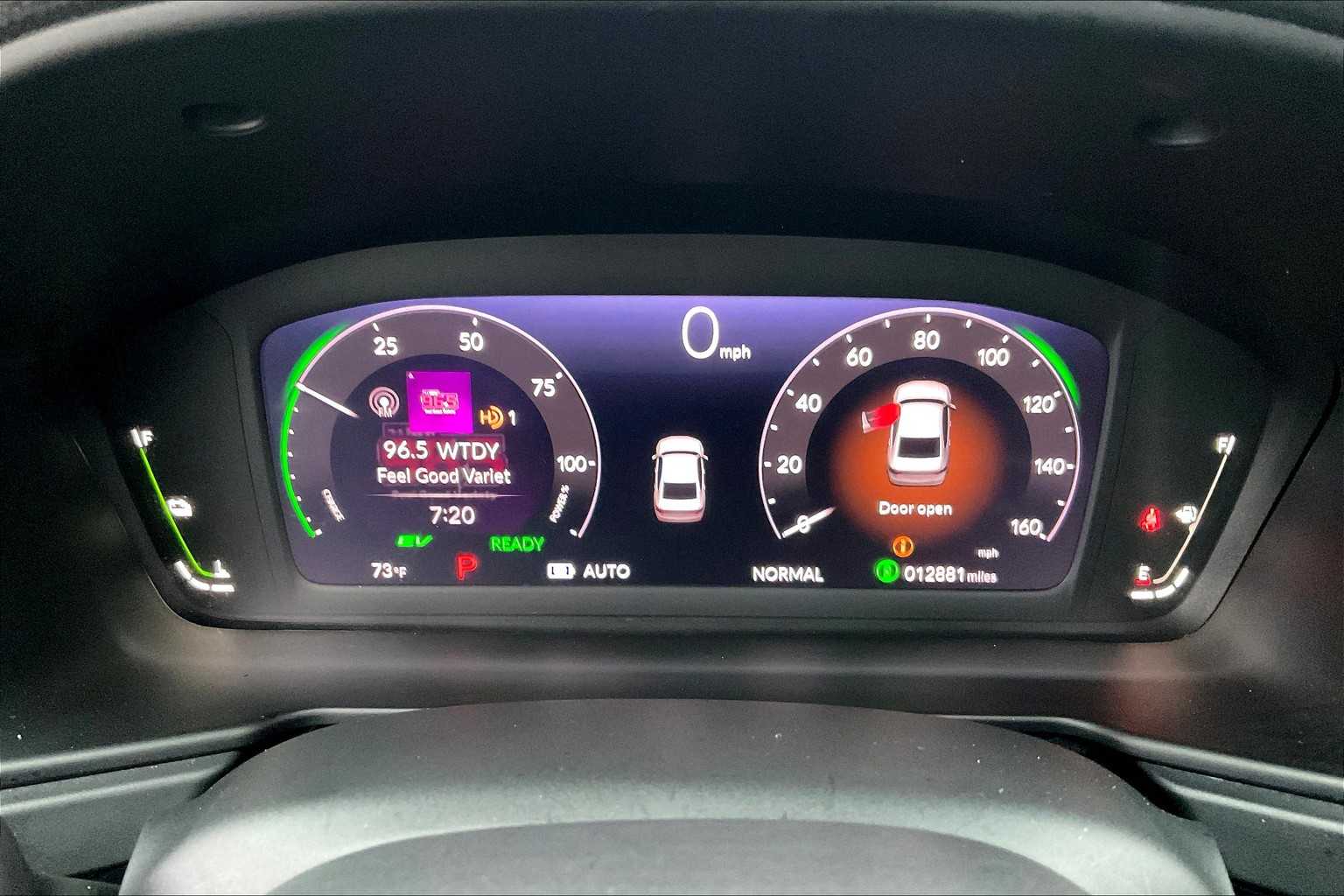2023 Honda Accord Hybrid Touring photo 23