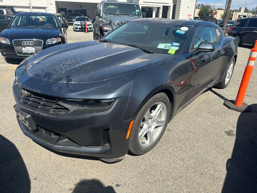 2019 Chevrolet Camaro 1LT photo 2
