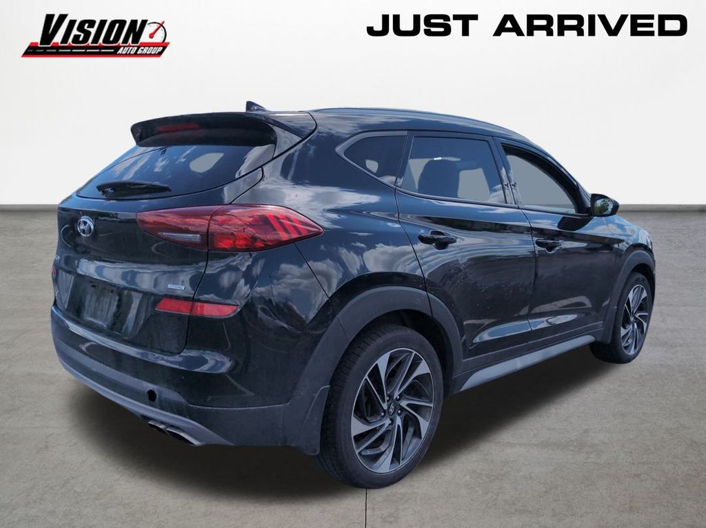 2019 Hyundai Tucson Sport photo 4