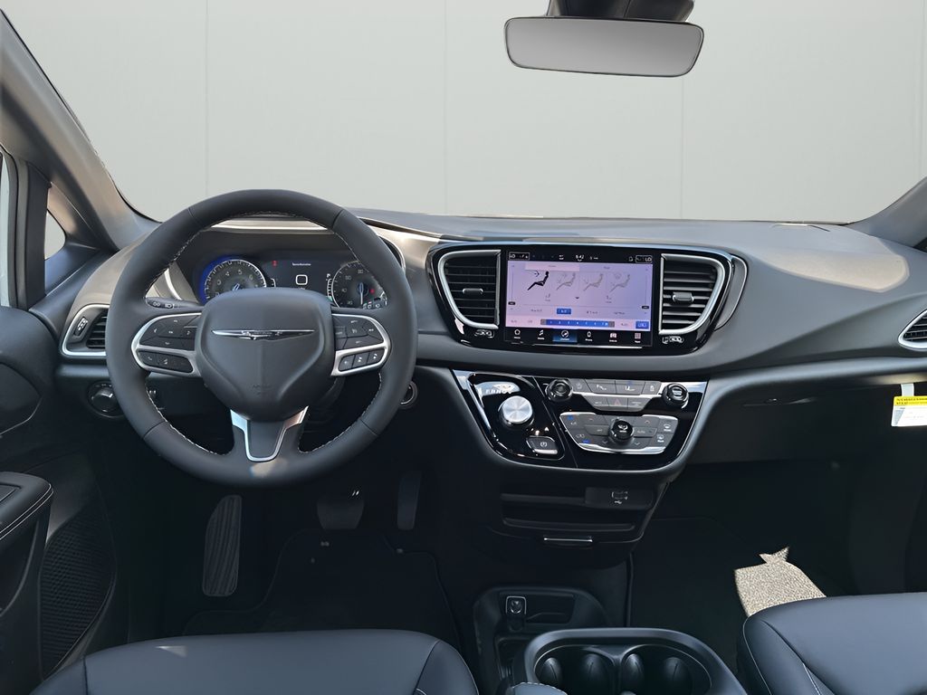 2026 Chrysler Voyager LX photo 22