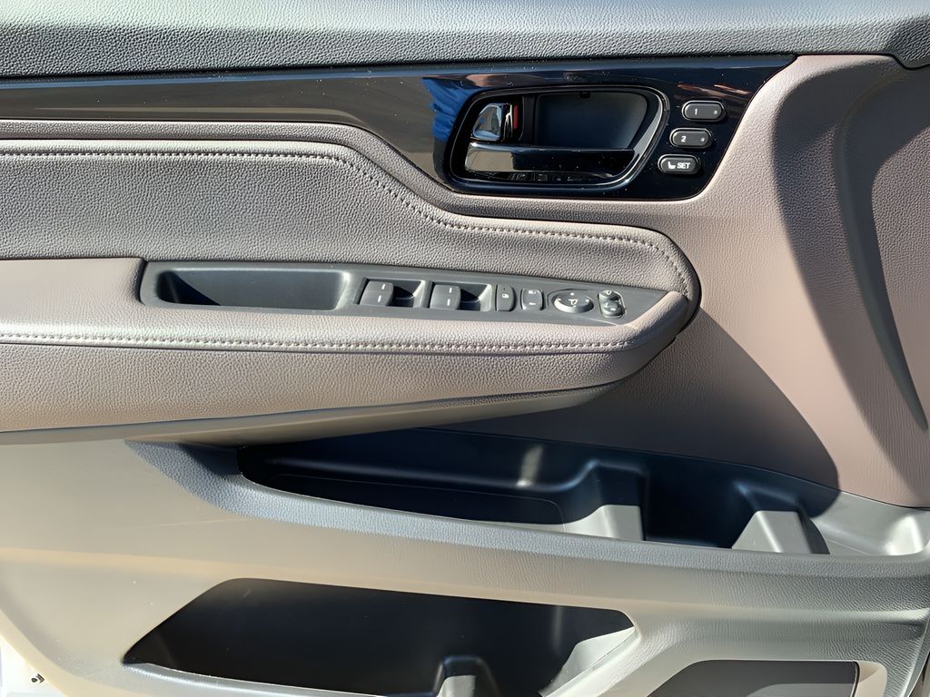 2023 Honda Odyssey Elite photo 10