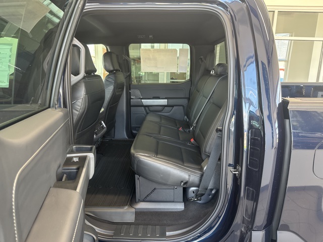 2025 Ford F-150 XLT photo 44