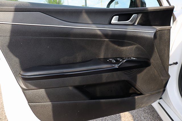 2023 Kia K5 GT-Line photo 15