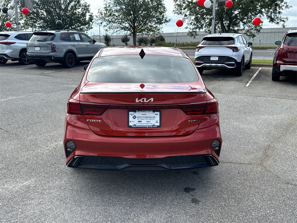 2023 Kia Forte GT-Line photo 4
