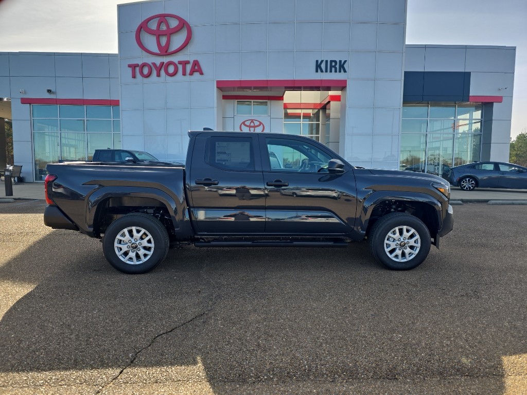 2026 Toyota Tacoma SR's photo
