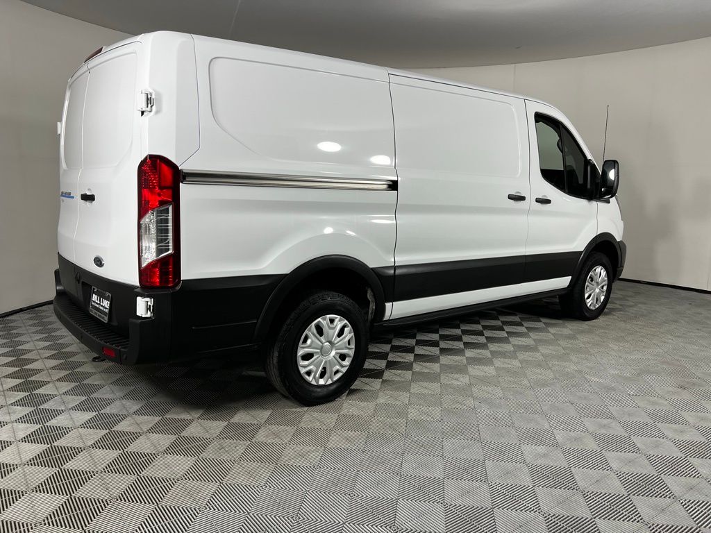 2023 Ford Transit photo 2