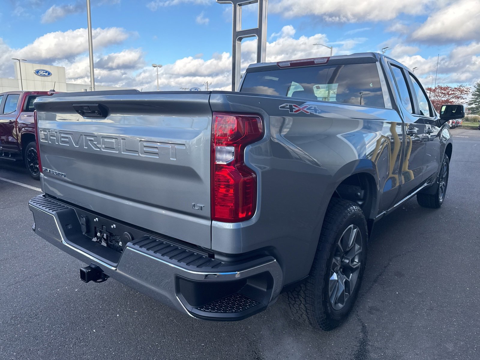 2026 Chevrolet Silverado 1500 LT photo 3