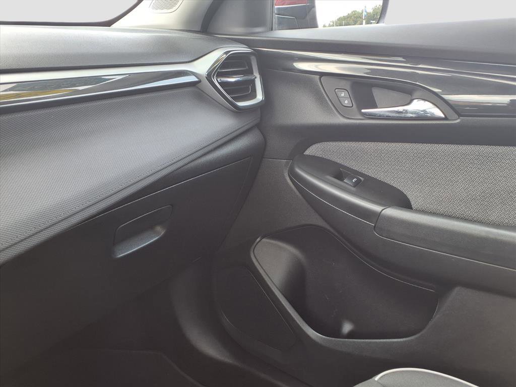2025 Chevrolet Trailblazer LT photo 20