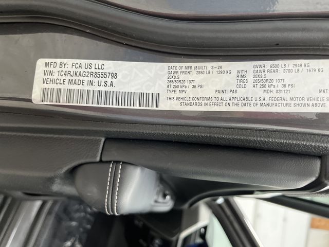 2024 Jeep Grand Cherokee Altitude X photo 35