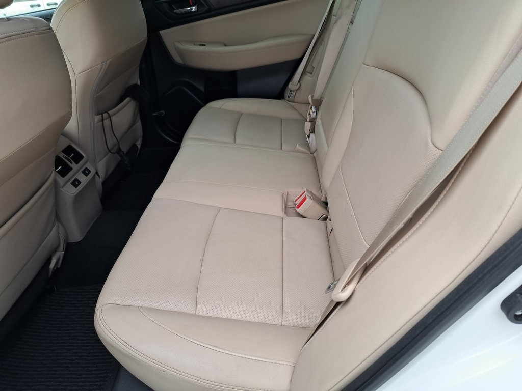 2017 Subaru Outback 2.5i Limited photo 24