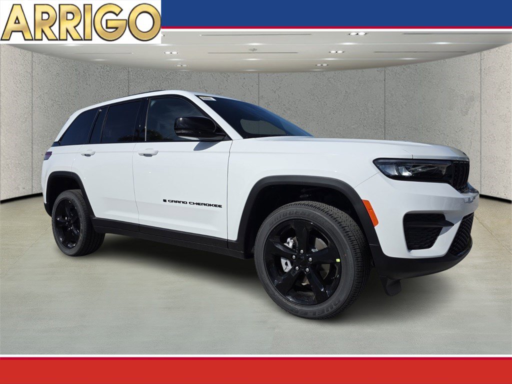 2025 Jeep Grand Cherokee Altitude's photo