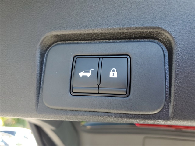 2026 Nissan Rogue SV photo 25